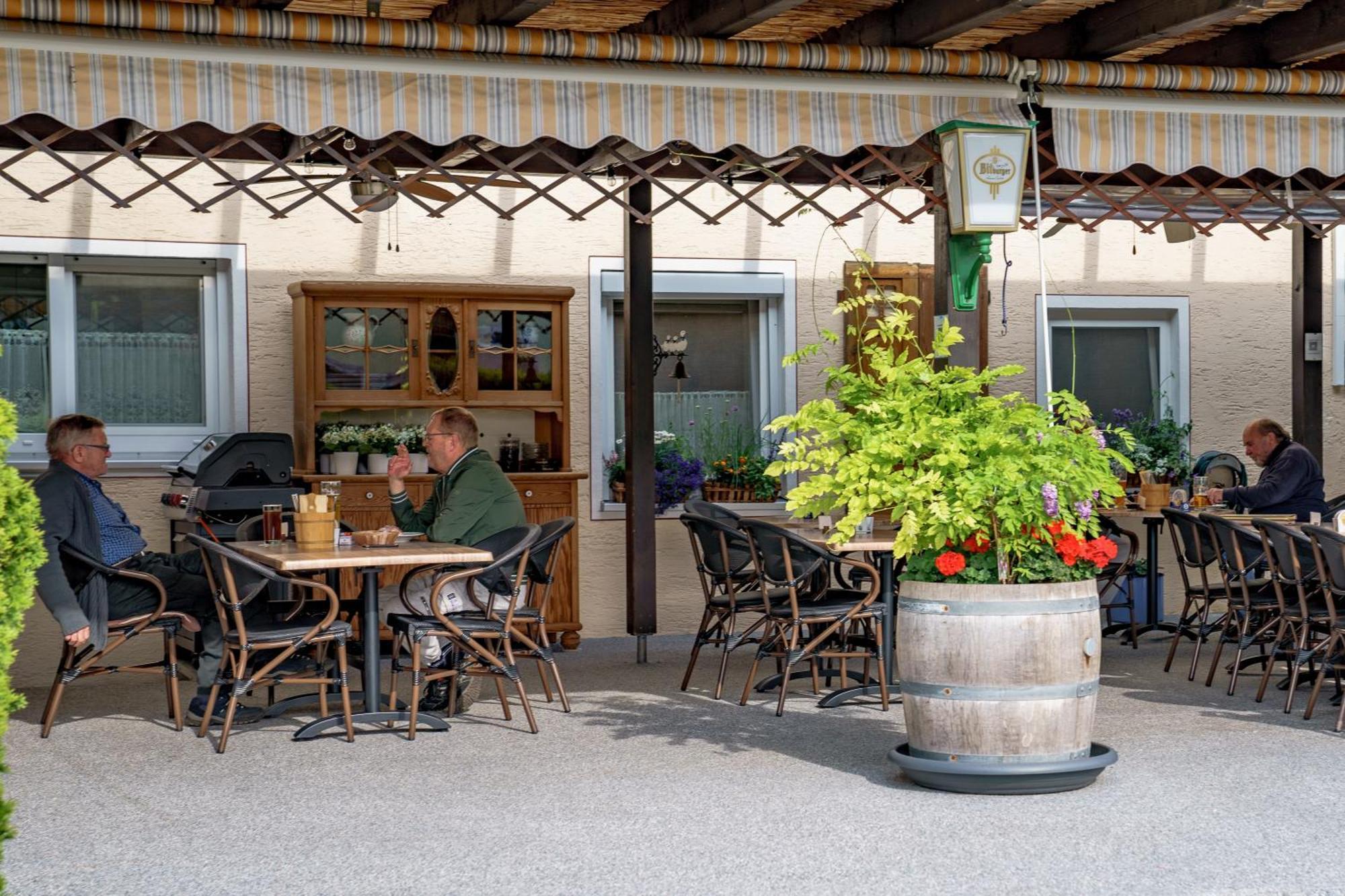 Landgasthof Ochsen Neresheim المظهر الخارجي الصورة